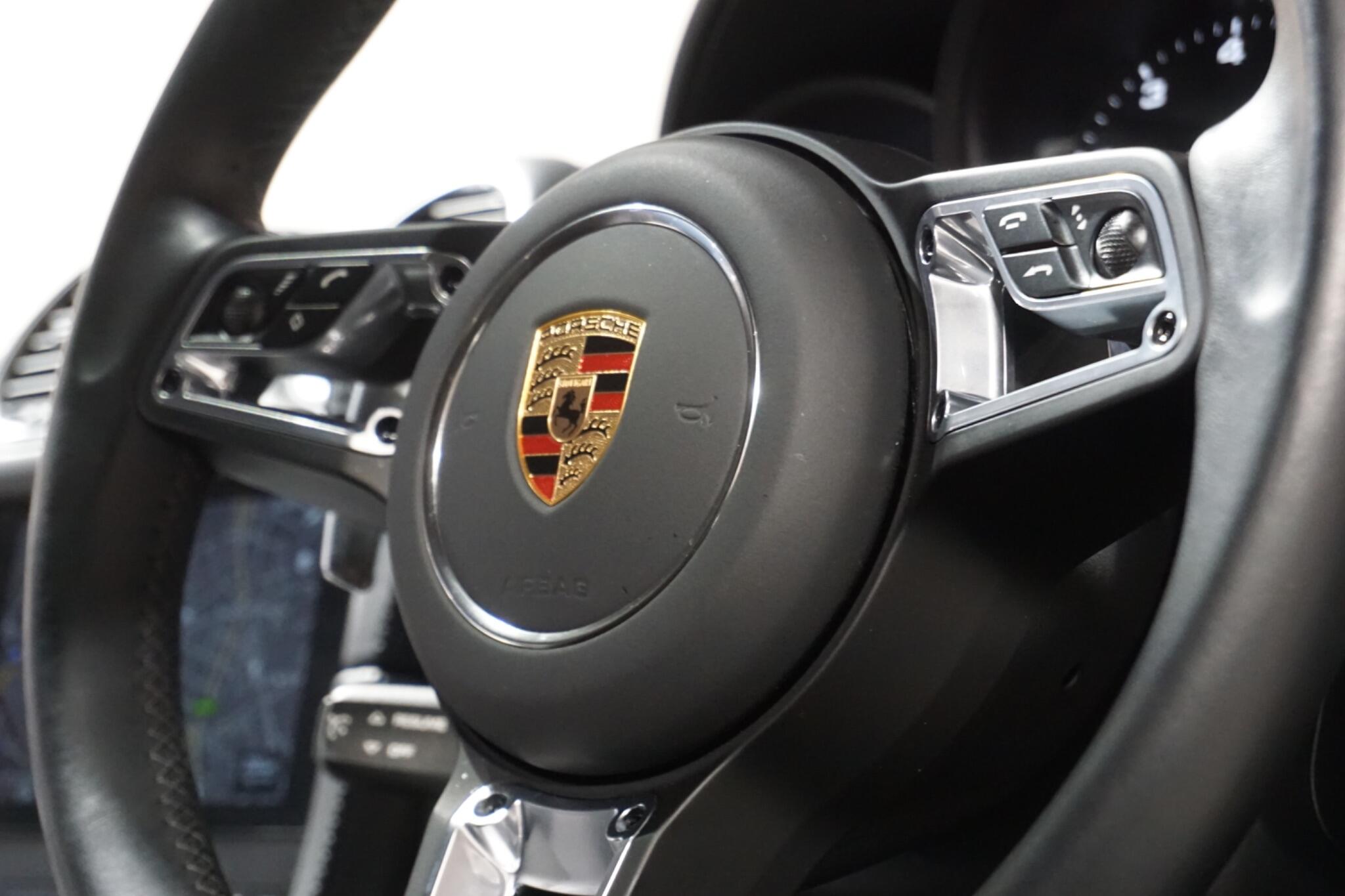 Porsche 718 Cayman 2.0T Style Edition Coupe 2dr Petrol PDK Euro 6 (s/s) (300 ps)